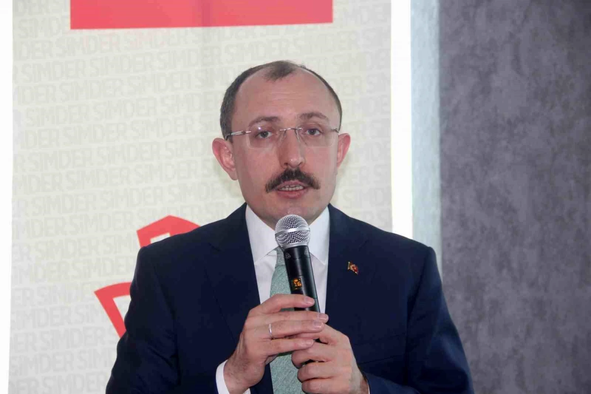 Ticaret Bakanı Mehmet Muş, Samsun İnşaatçılar ve Müteahhitler Derneği'nde konuştu