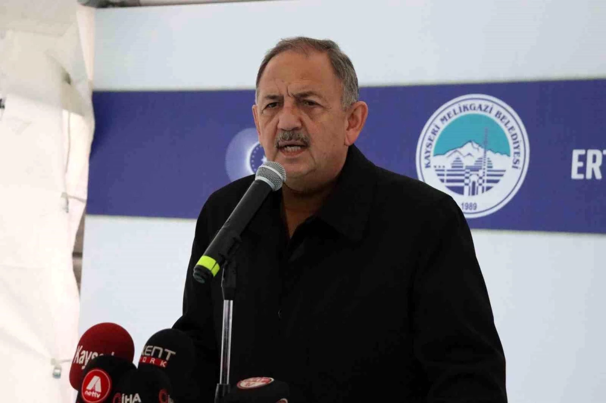 AK Parti Genel Lider Yardımcısı Mehmet Özhaseki Seçimler İçin Dua Etti