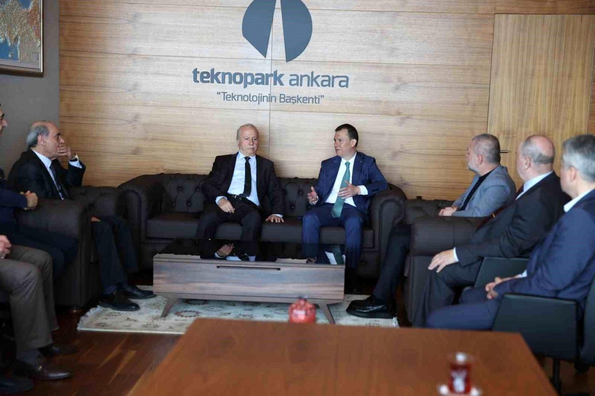 AK Parti Genel Sekreteri Fatih Şahin, Teknopark Ankara'yı ziyaret etti