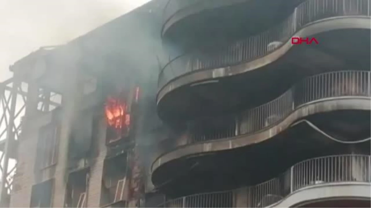 İzmir'deki lüks sitedeki yangının büyüklüğü gün ağarınca ortaya çıktı