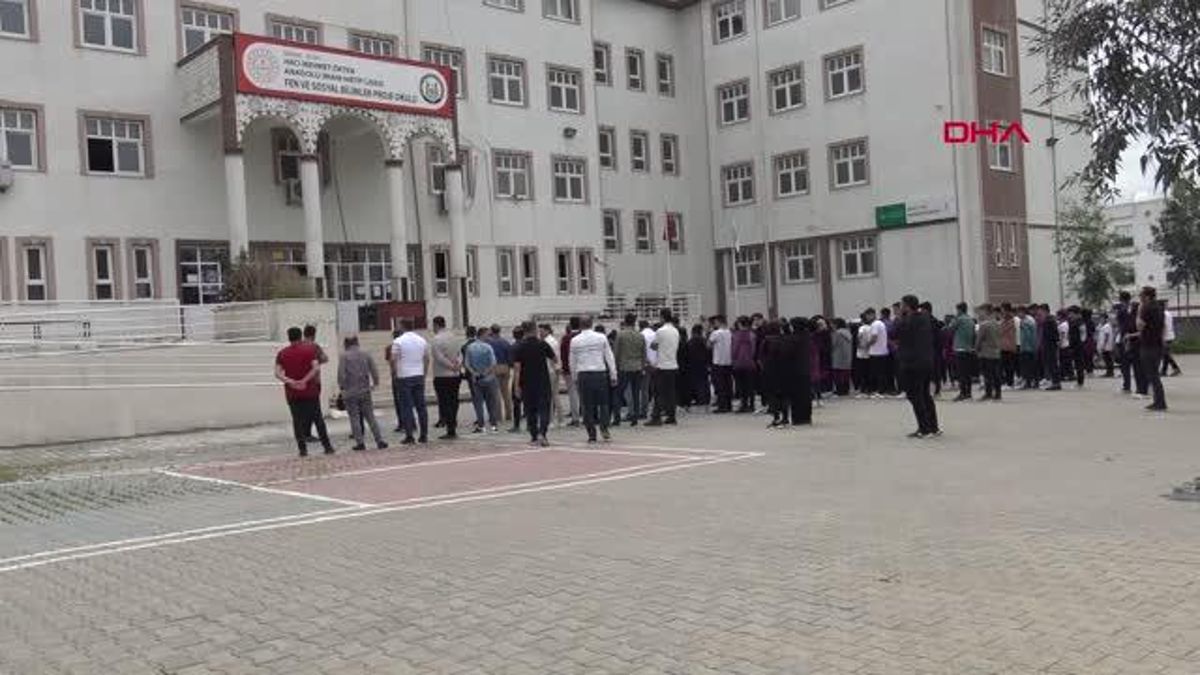 Şırnak'ta kalp krizi sonucu hayatını kaybeden okul müdürü için anma merasimi düzenlendi
