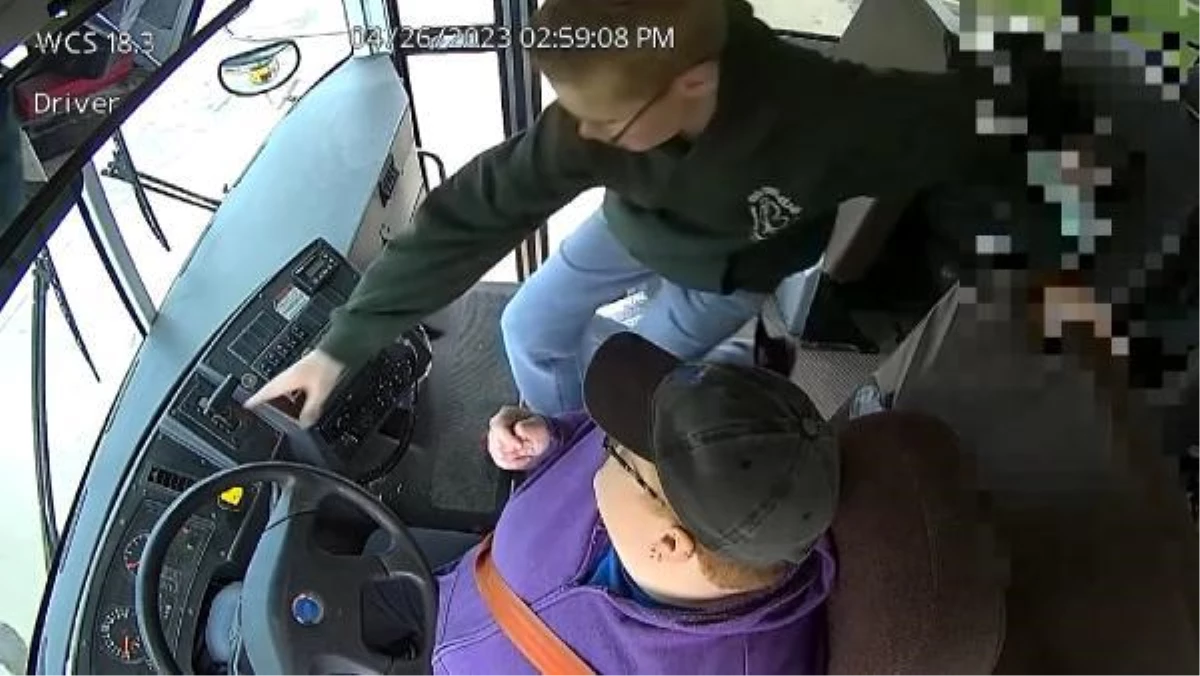 ABD'de 13 yaşındaki öğrenci otobüsü durdurarak 66 öğrenciyi kurtardı