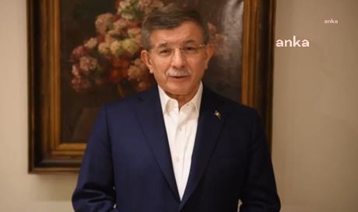 Ahmet Davutoğlu 1 Mayıs'ta Çalışanları Unutmadı