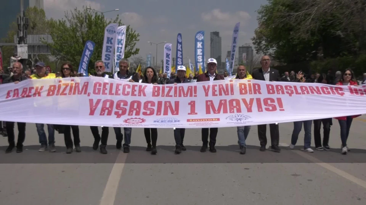 Ankara'da 1 Mayıs kutlamaları: Örgütlü uğraş ile bütün problemler aşılacaktır