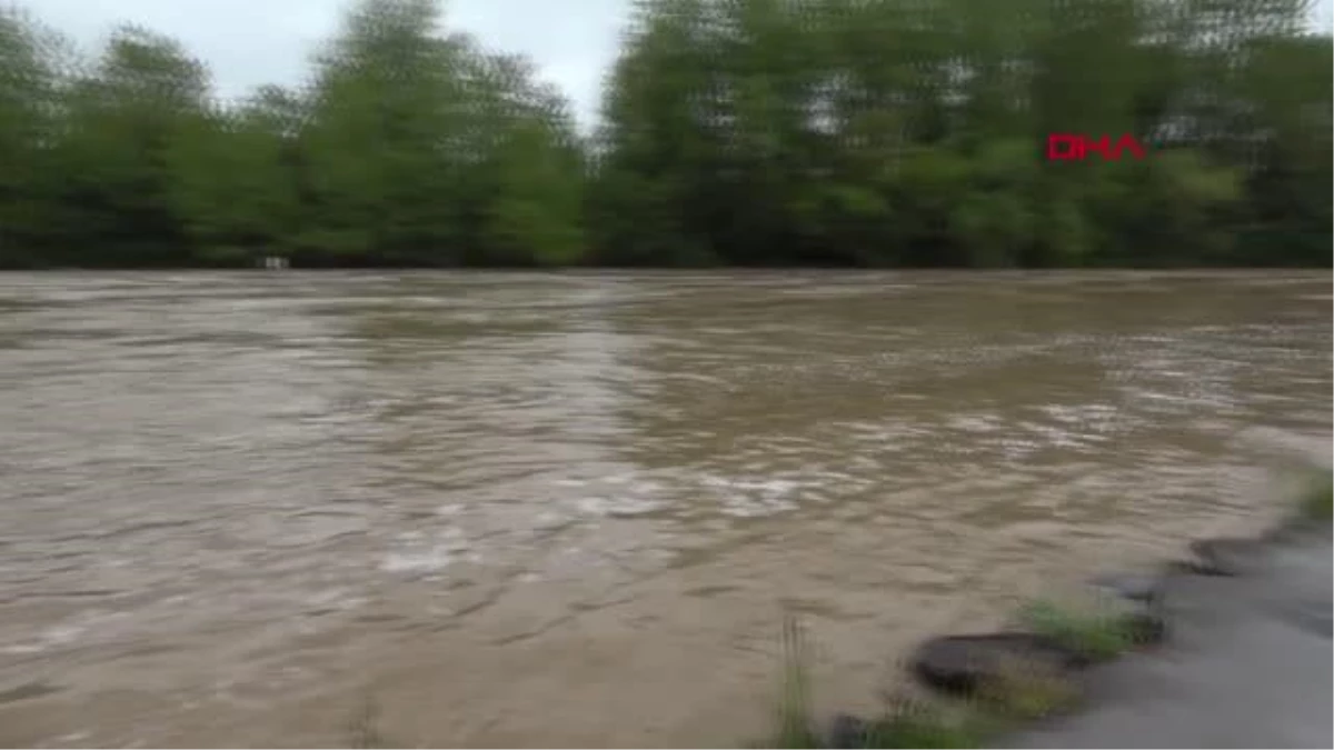 Bartın Irmağı 3 Gündür Tesirli Olan Yağışın Akabinde Yükseldi