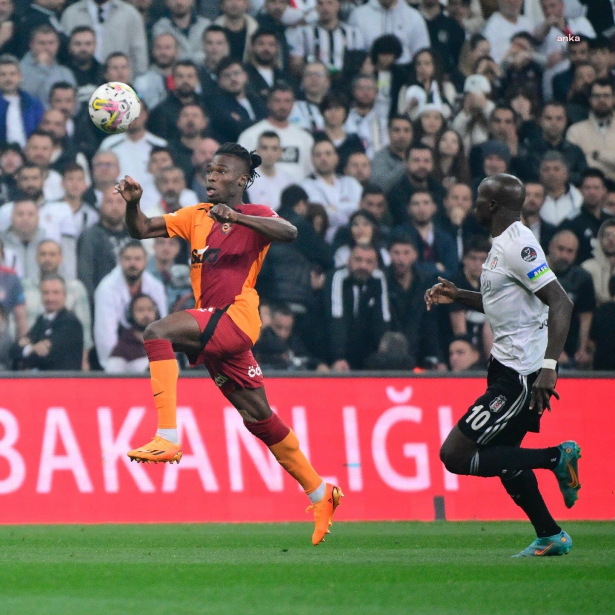 Beşiktaş, başkan Galatasaray'ı 3-1 yendi