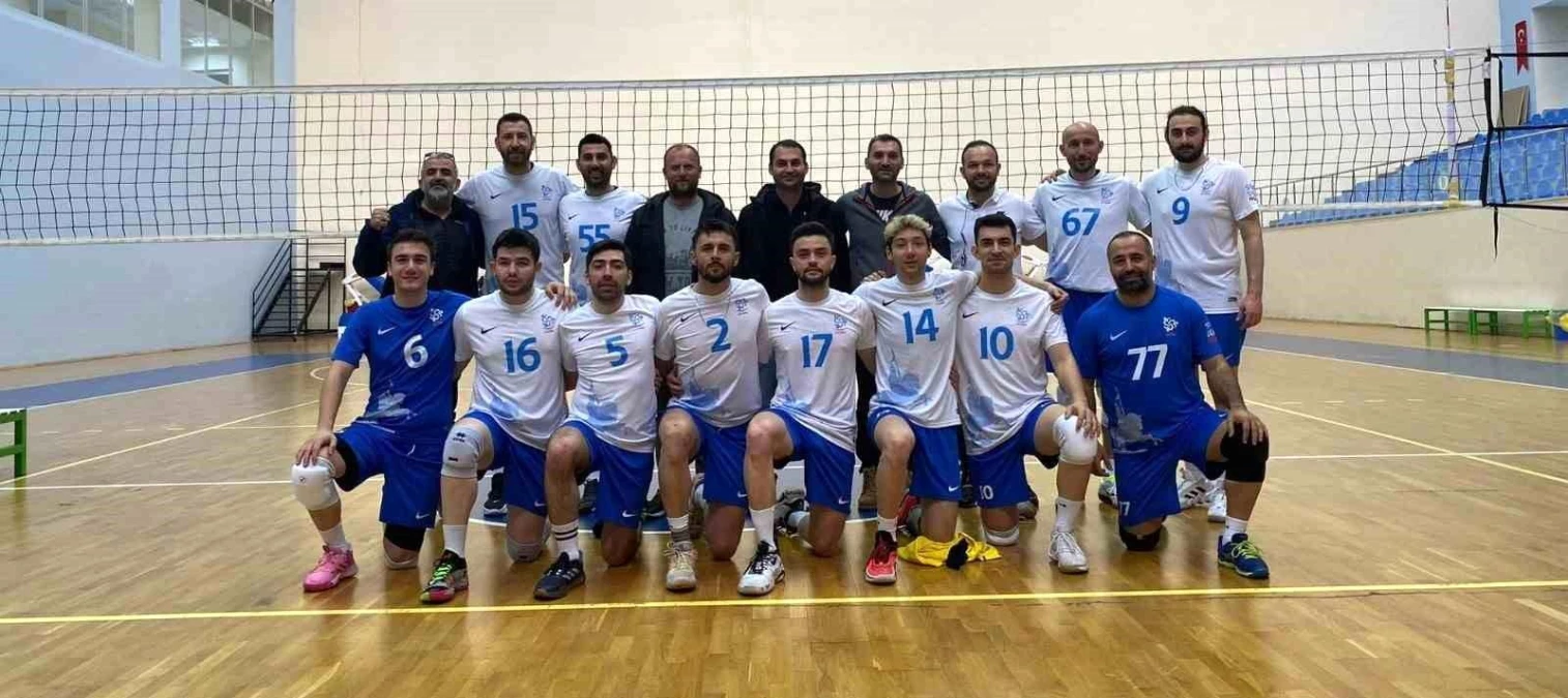 Düzce Belediyesi Spor Akademisi Voleybol Kadrosu 2. Lige Yükseldi