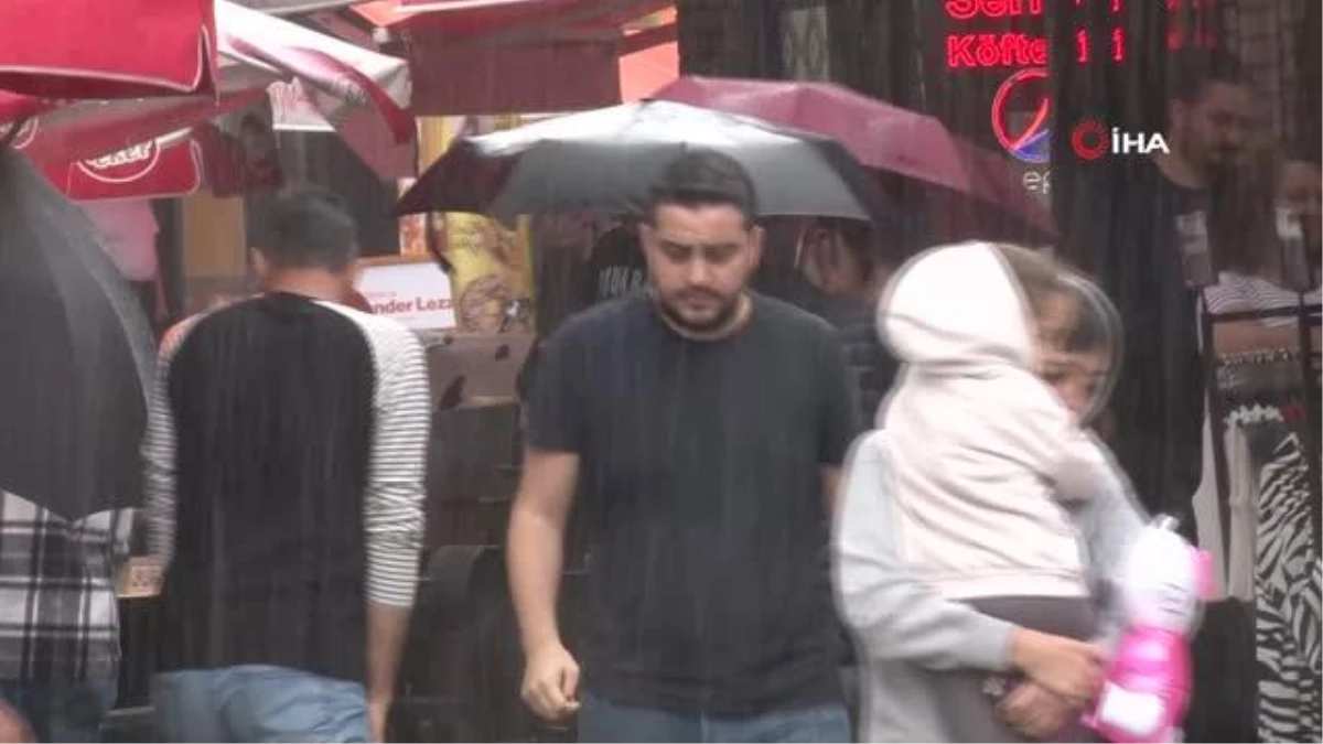 Edirne'de Birdenbire Bastıran Sağanak Yağış