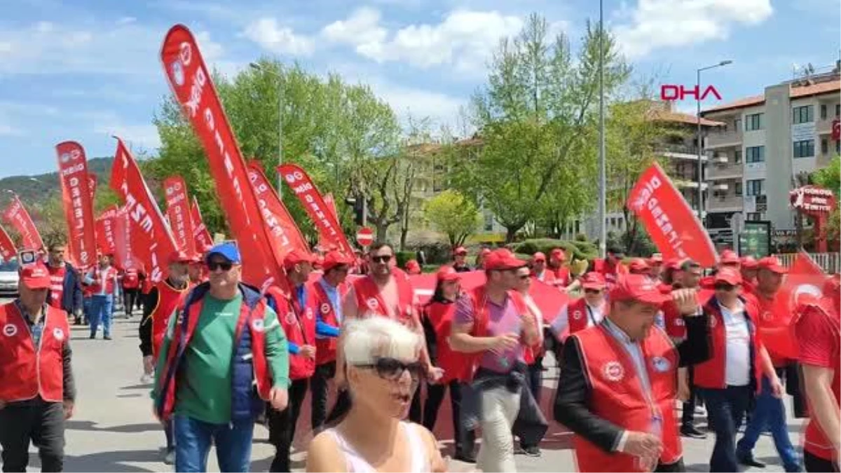 Muğla'da 1 Mayıs kutlamalarına binlerce kişi katıldı
