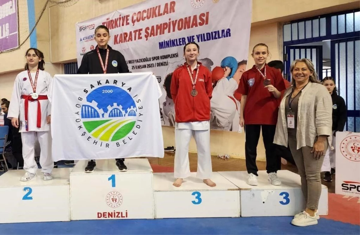 Şampiyon karateci A Ulusal formayla Karadağ'da tatamiye çıkacak