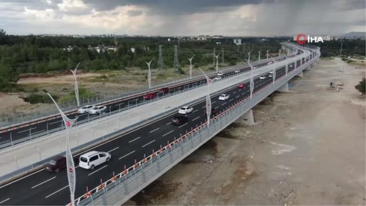 Türkiye'nin en uzun 4. köprüsü Adana'da açıldı, Adanalılar yoğunluk oluşturdu