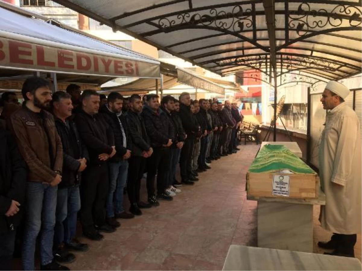 Ünye'de sevgilisi tarafından öldürülen Cengiz Pehlivan toprağa verildi