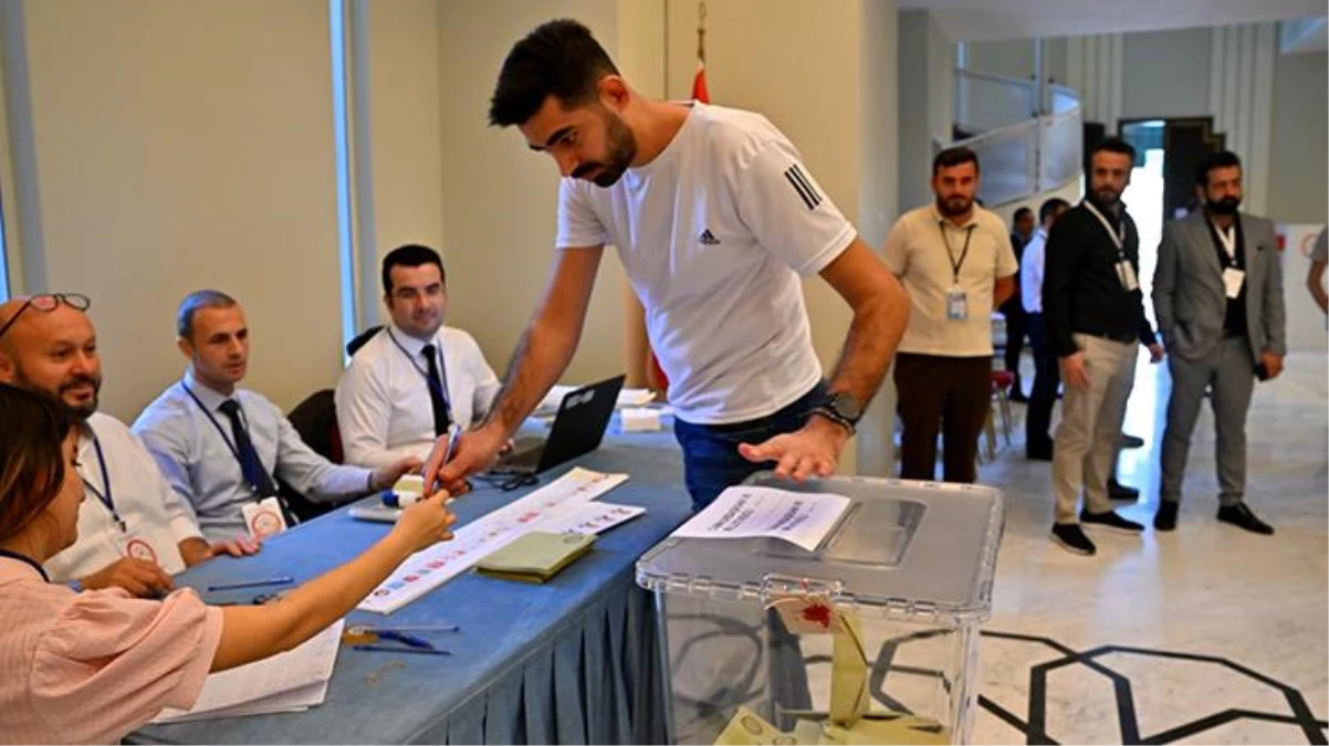 YSK, yurt dışında yaklaşık 700 bin seçmenin oy kullandığını açıkladı