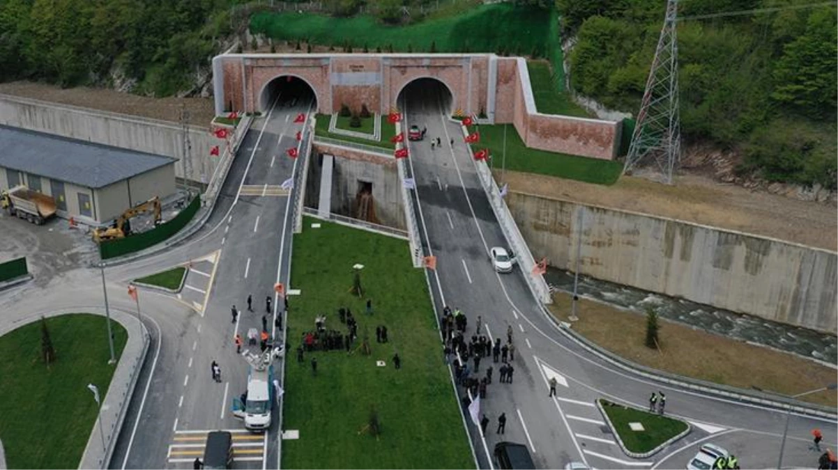 90 adet virajın ortadan kalkmasını sağlayan Zigana Tüneli'nin açılışı bugün yapılacak