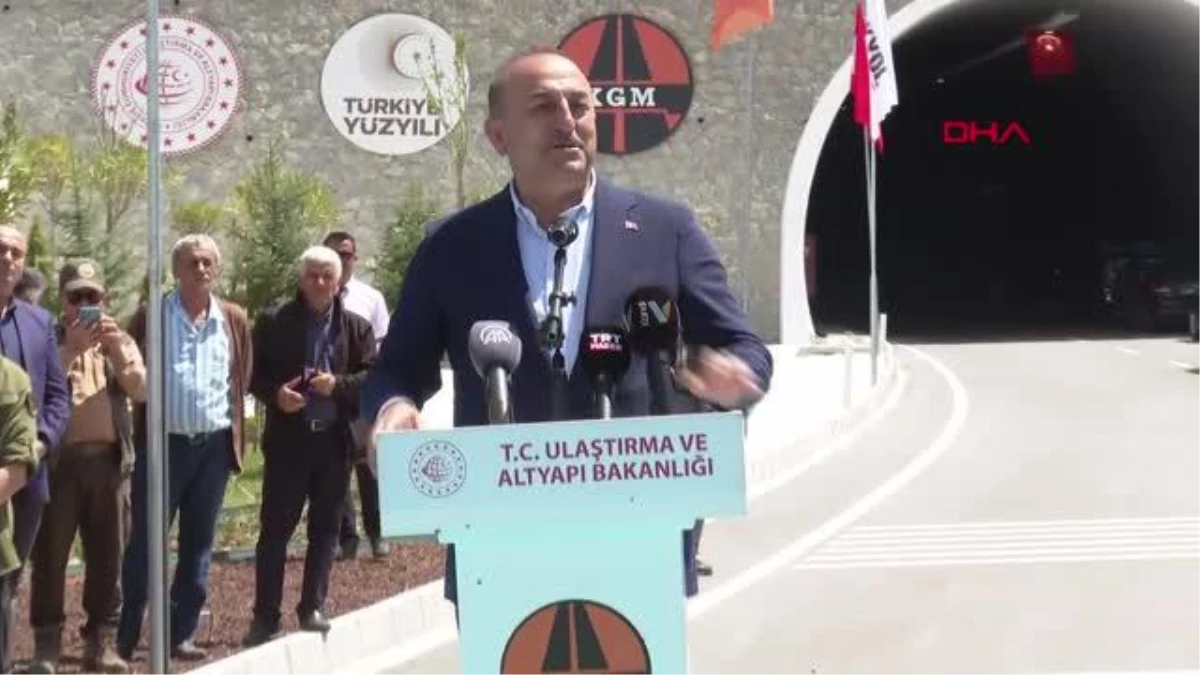 Bakan Çavuşoğlu: Türkiye'yi dünyaya dünyayı da Türkiye'ye bağlıyoruz
