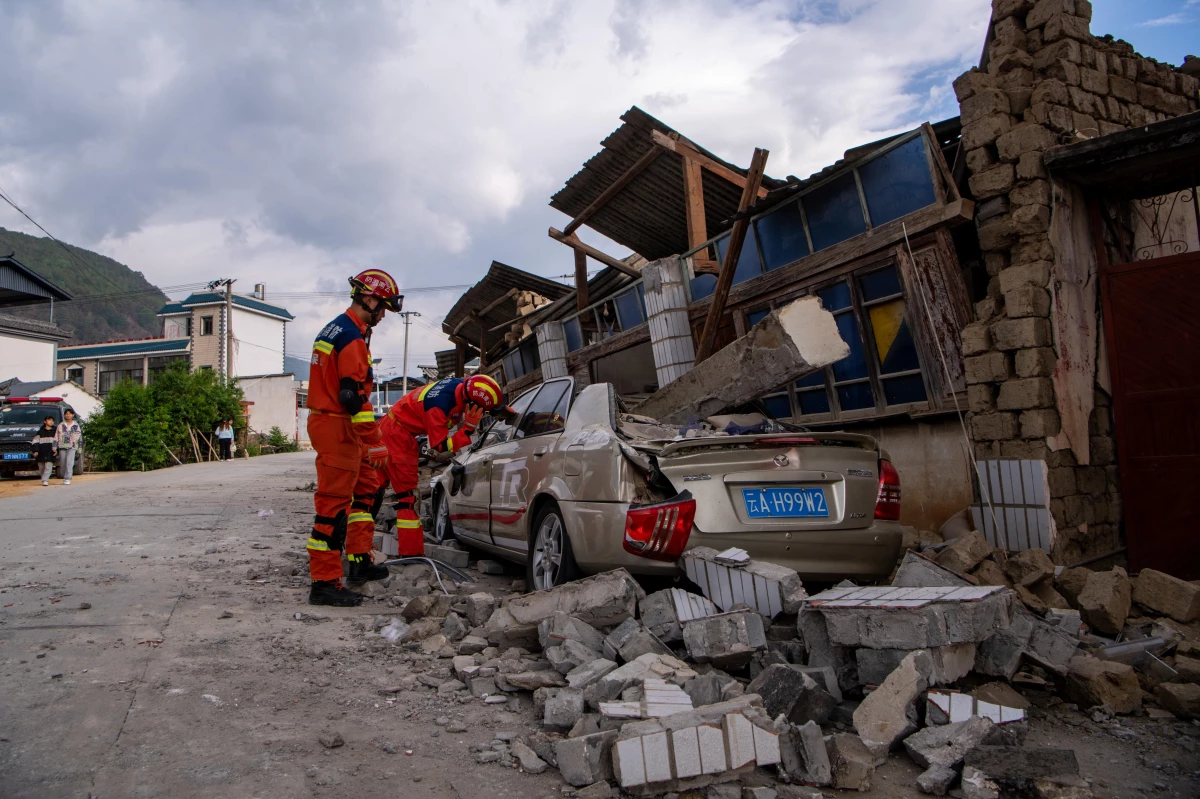 Çin'de 52 Büyüklüğünde Sarsıntı: 3 Kişi Yaralandı