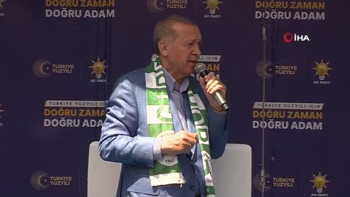Cumhurbaşkanı Erdoğan: "Gelin ülkemizin, milletimizin, evlatlarımızın, aydınlık geleceği için 14 Mayıs'ta Türkiye Yüzyılı etrafında kenetlenelim"