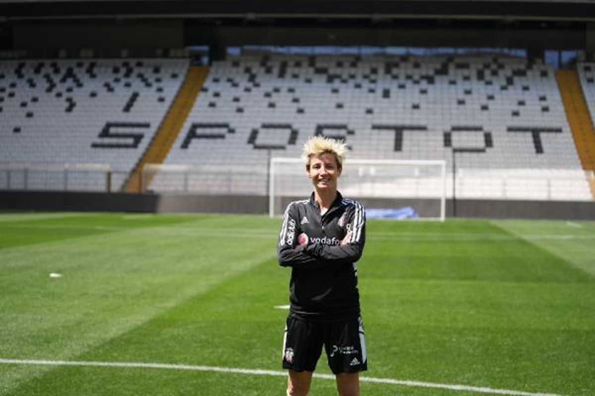 Esra Erol: 'Kadın futbolu son 4-5 yıldır uygun yerlere geldi'
