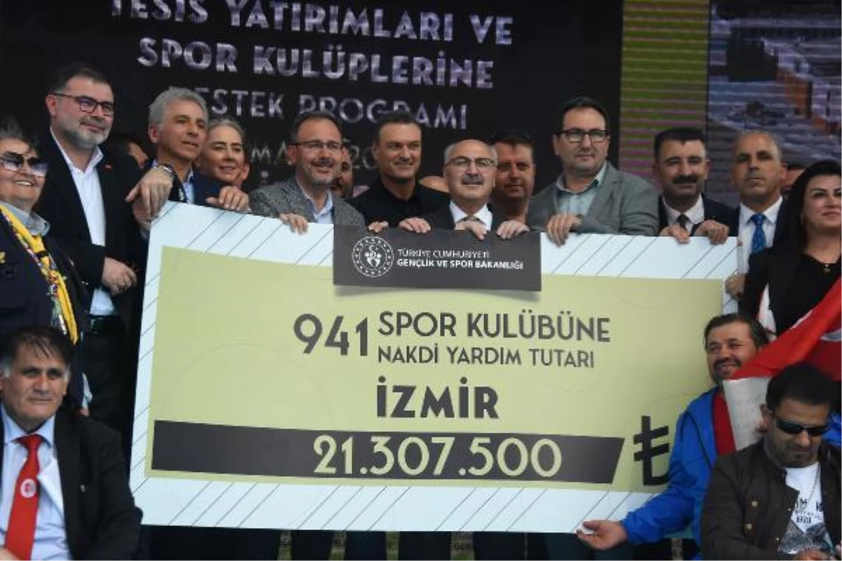 Gençlik ve Spor Bakanı Kasapoğlu İzmir'de Spor Yatırımlarını Anlattı