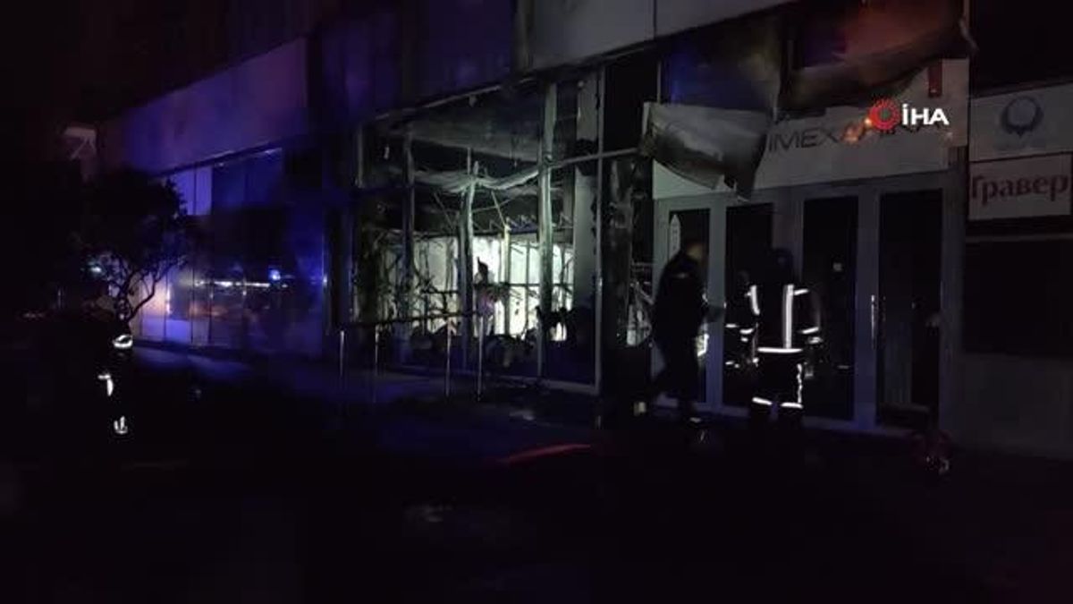Kiev üzerinde düşürülen İHA 4 katlı binada yangına neden oldu