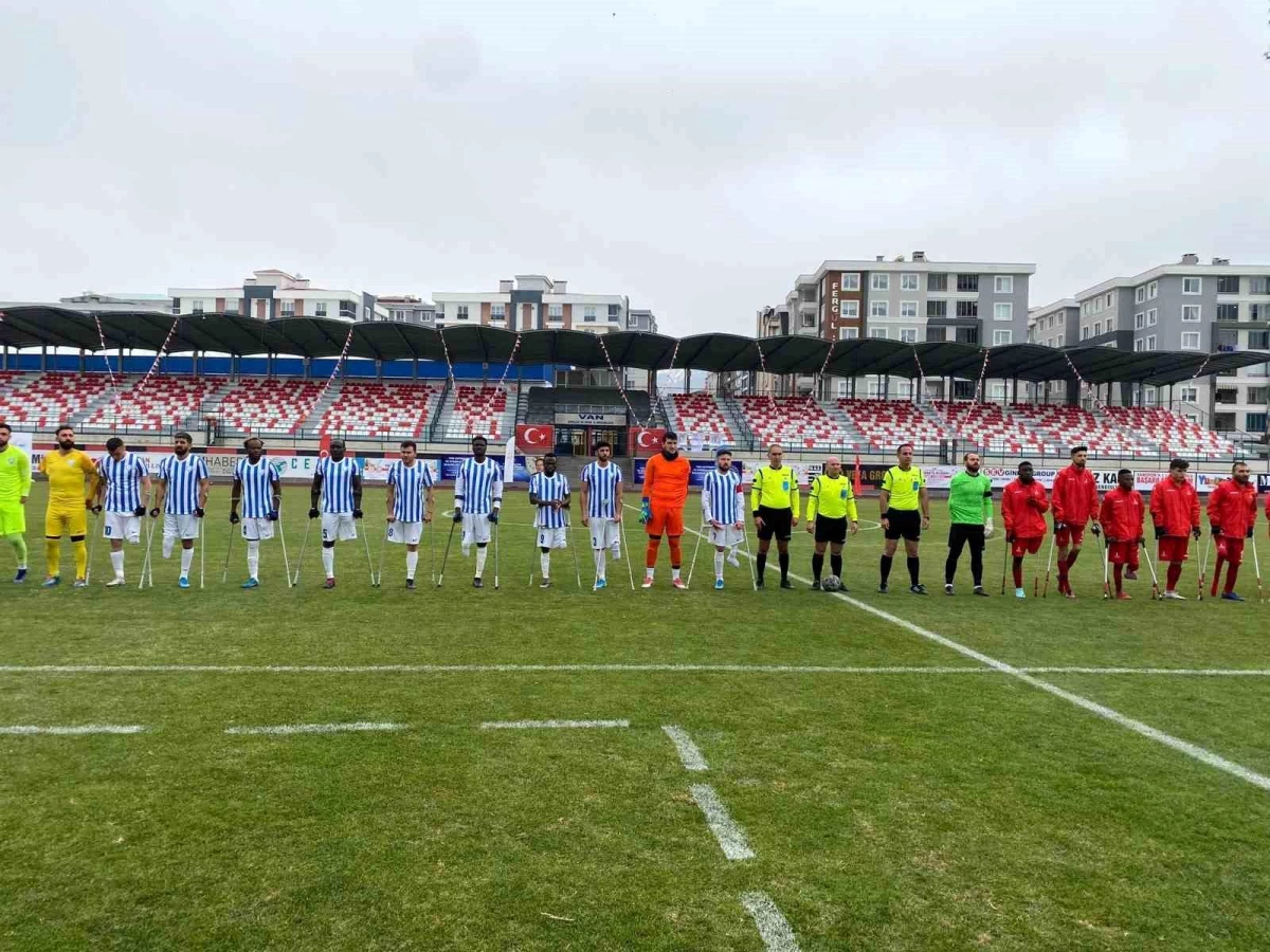 Şahinbey Belediye Ampute Futbol Kadrosu Alves Kablo ile Berabere Kaldı
