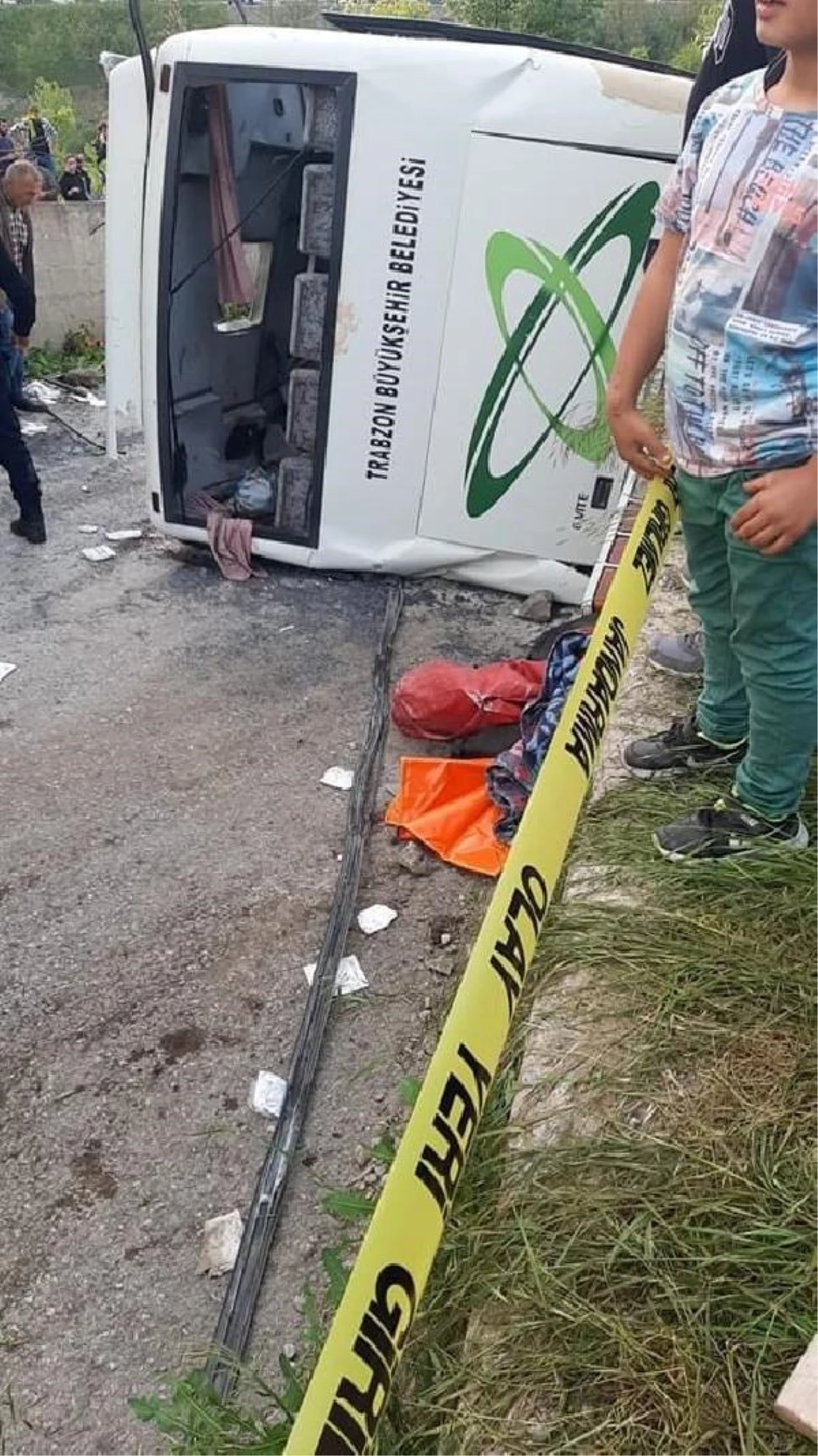 Trabzon'da yolcu midibüsü kazası: 5 meyyit, 38 yaralı