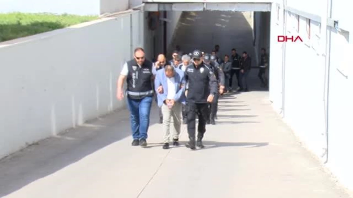 Adana'da Ayçiçek Yağı Dolandırıcılığı Operasyonu: 12 Kuşkulu Tutuklandı