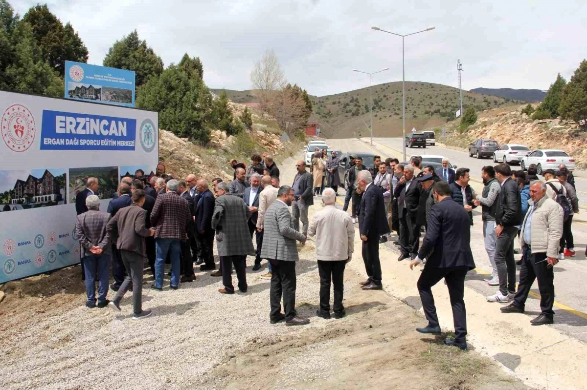 AK Parti Milletvekilleri Ergan Dağı'nda otel incelemesi yaptı