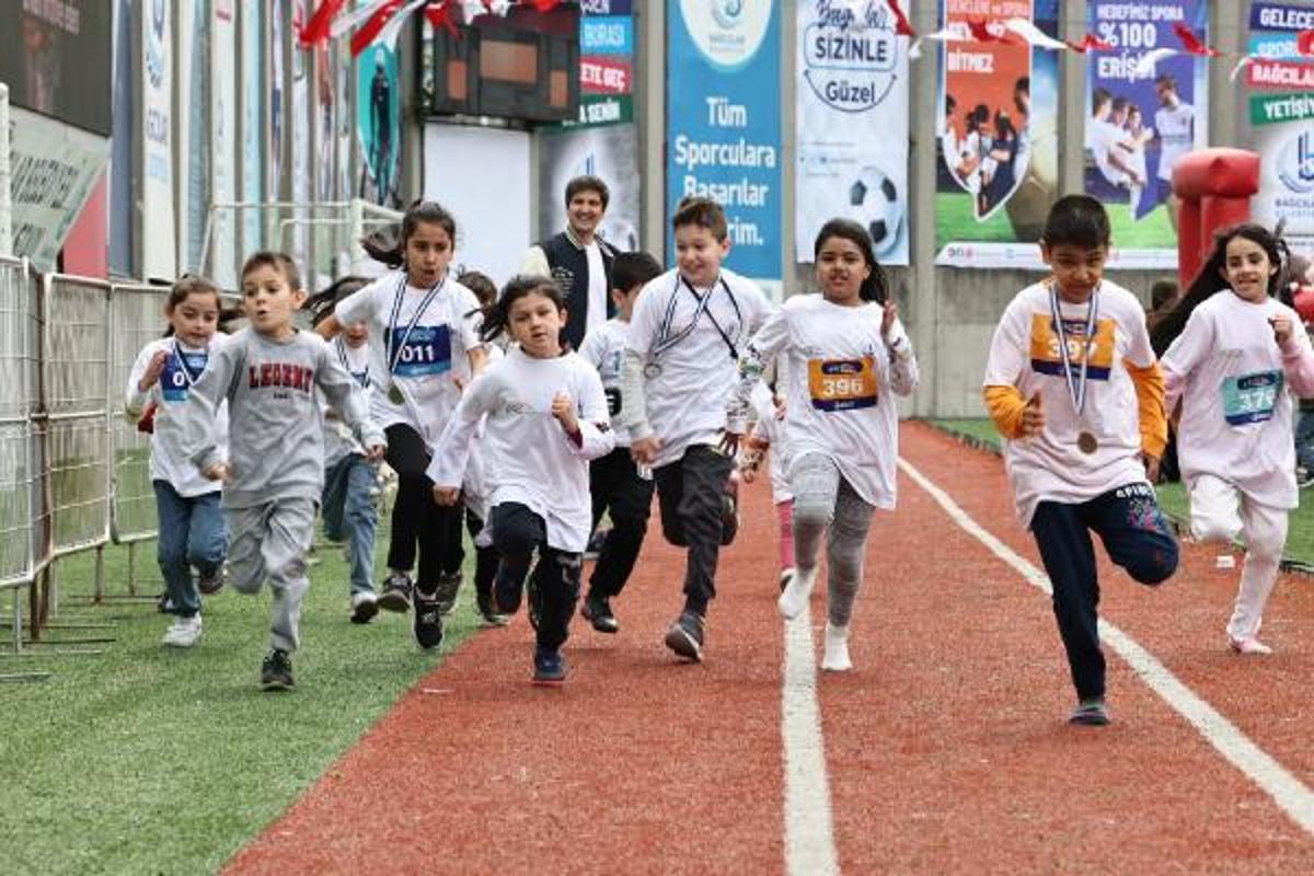 Bağcılar'da Çocuk Maratonu düzenlendi