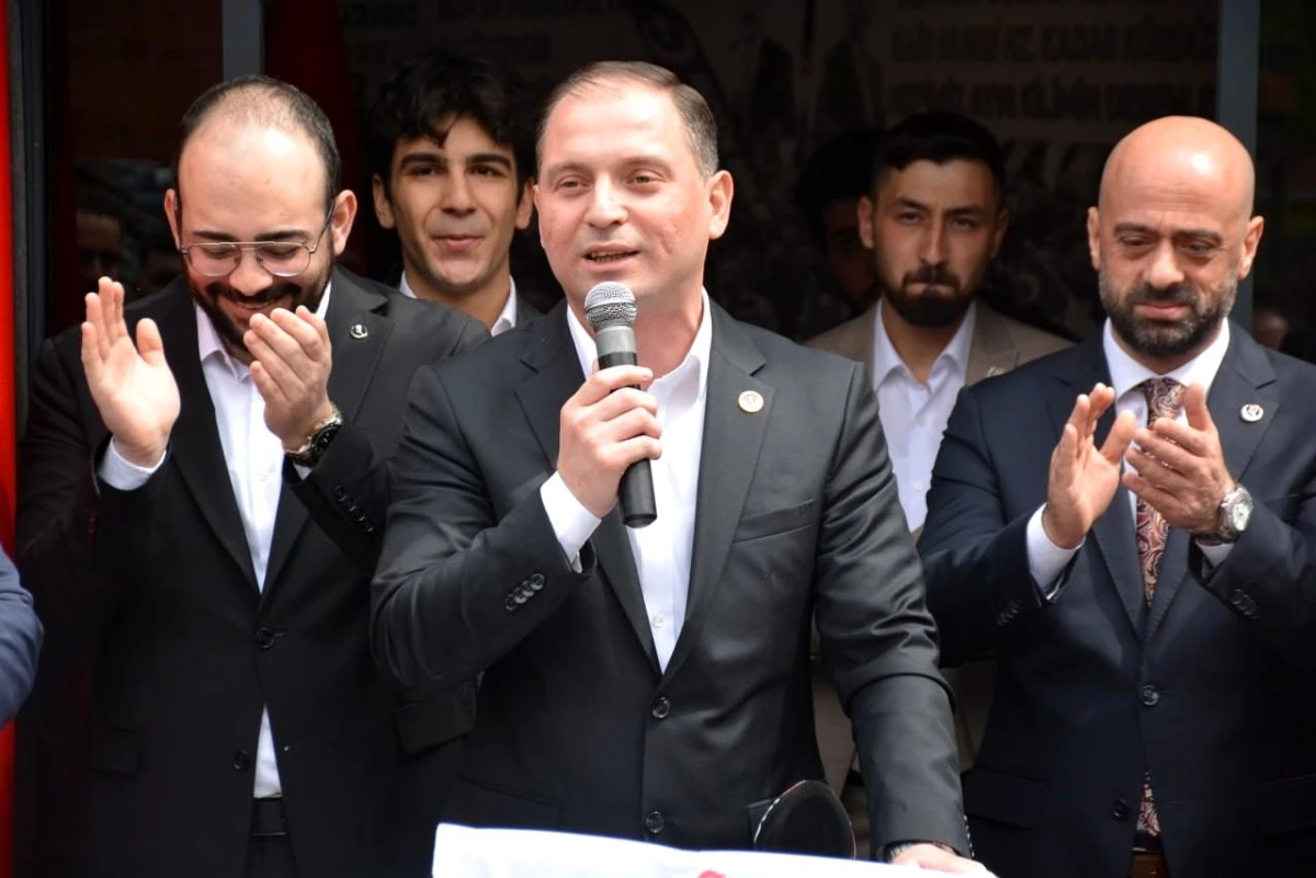 Büyük Birlik Partisi Gebze ilçe Başkanlığı görkemli merasimle açıldı