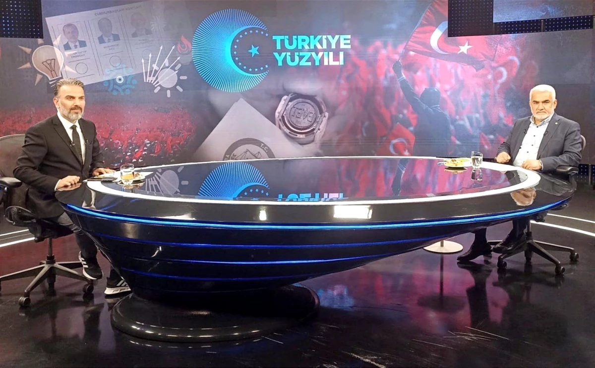 HÜDA PAR Genel Lideri Yapıcıoğlu: "Türkiye'yi yolundan alıkoymak ve ortalığı karıştırmak isteyen bir güruh var"