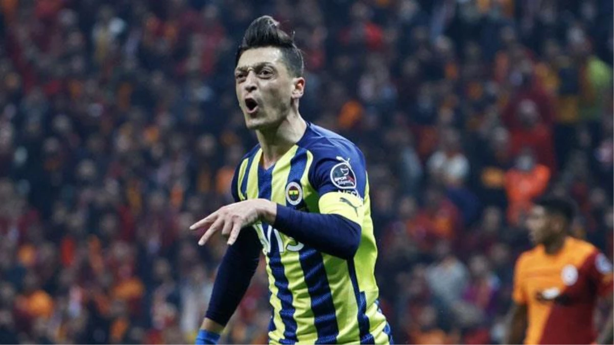 Mesut Özil, en düzgün birinci 11'ini kurdu! Listede iki sürpriz Türk futbolcu da var!