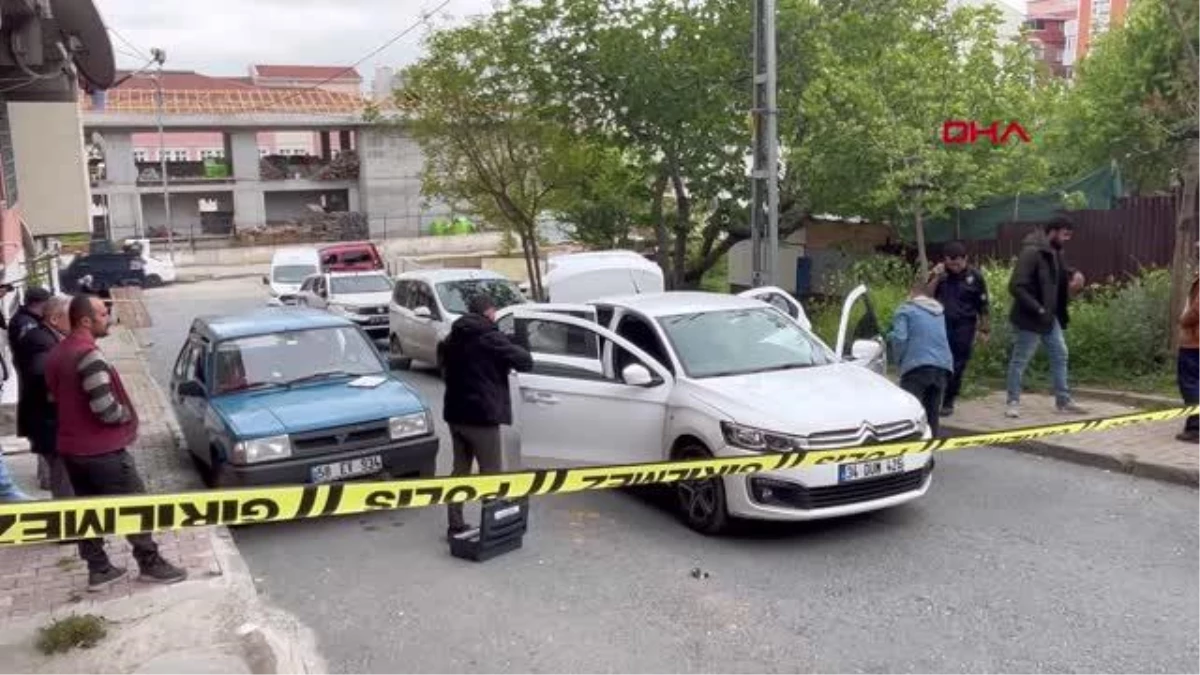 Sultangazi'de Silahlı Arbede: Park Halindeki Arabaya Kurşun İsabet Etti