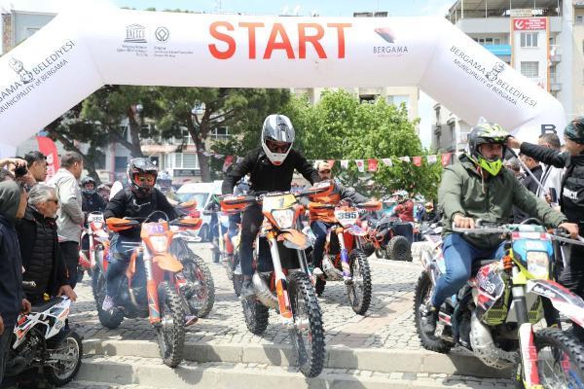 Türkiye Enduro ve ATV Şampiyonası 1. Ayak Yarışları Bergama'da Başladı