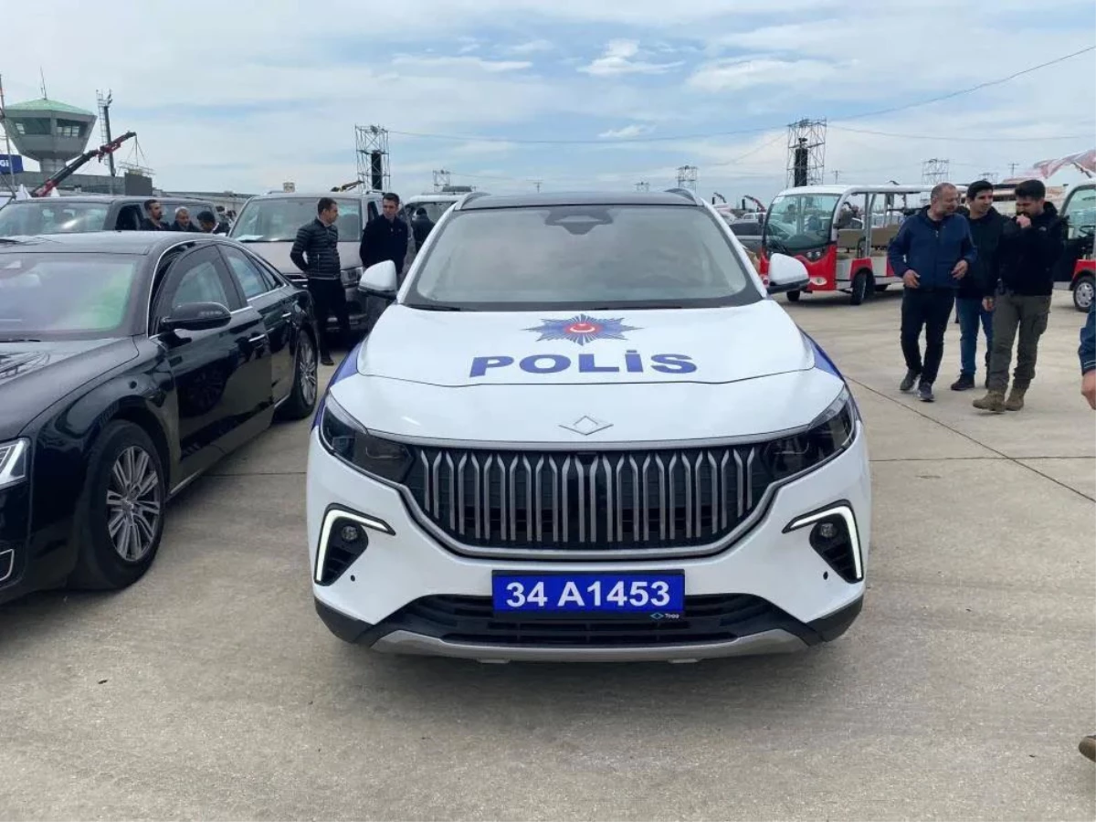 Yerli araba TOGG polis arabası olarak birinci defa görüntülendi